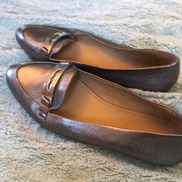 Coach flats w rubber soles, metallic silver like - Picture 4 of 7